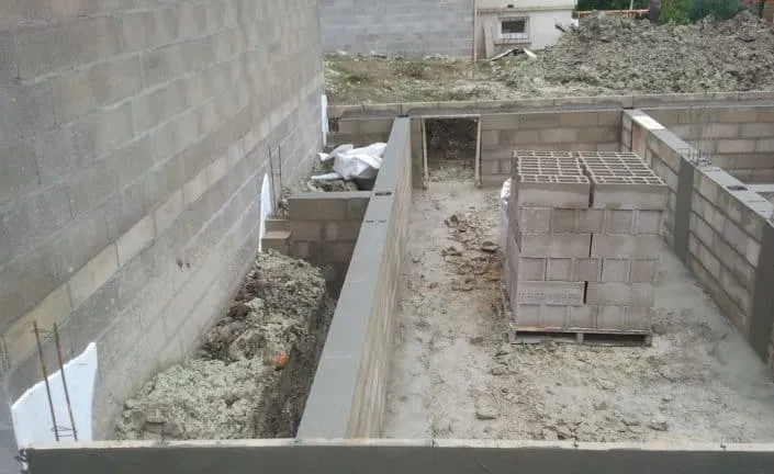 fondations maison et armatures