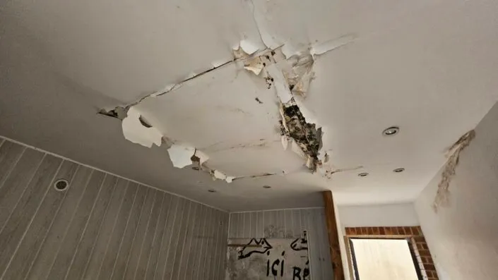 Infiltration d'eau suite fissure Tourcoing 59 Nord