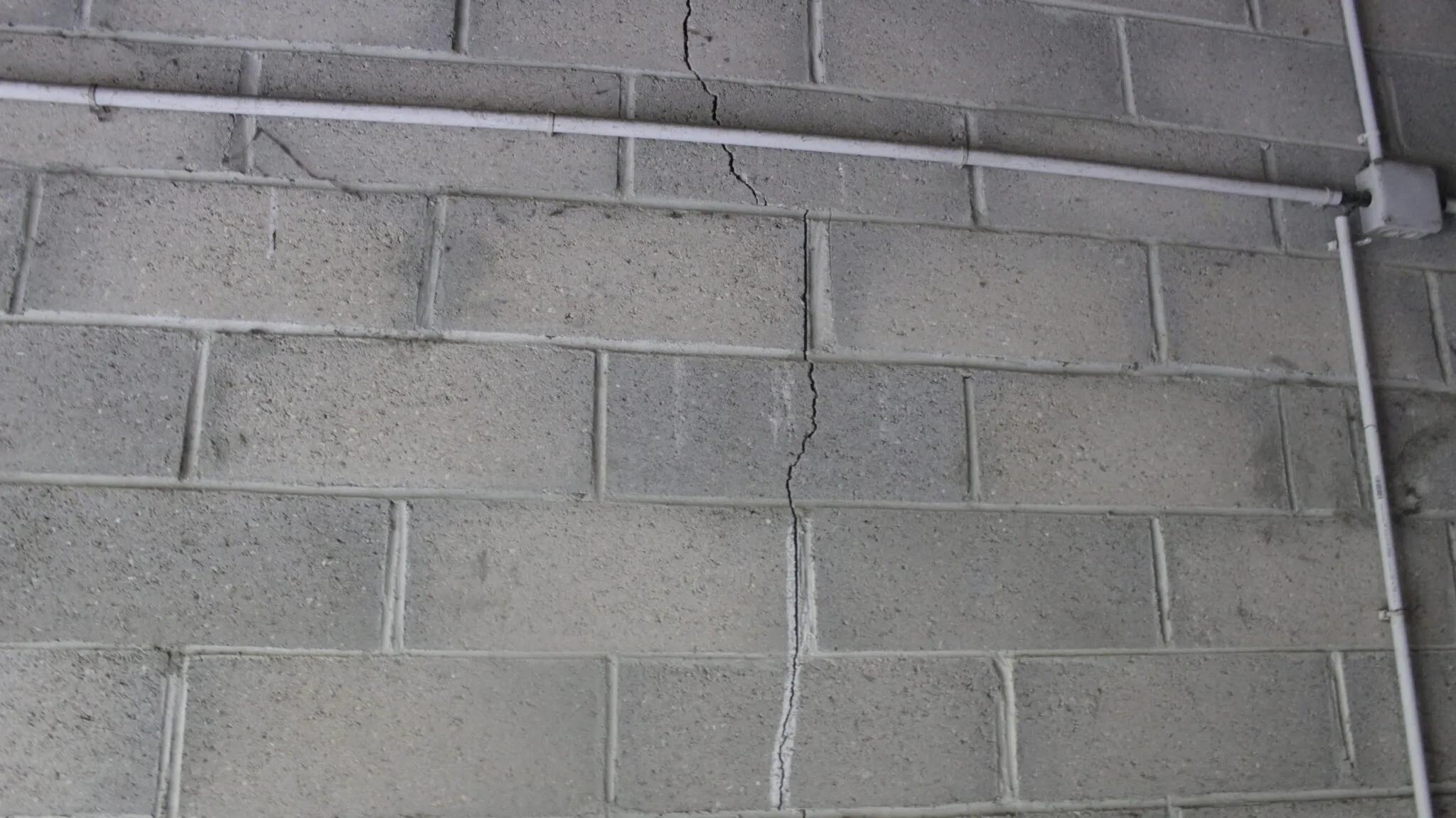 fissure maison parpaings sécheresse 23 juillet 2024 Hérault